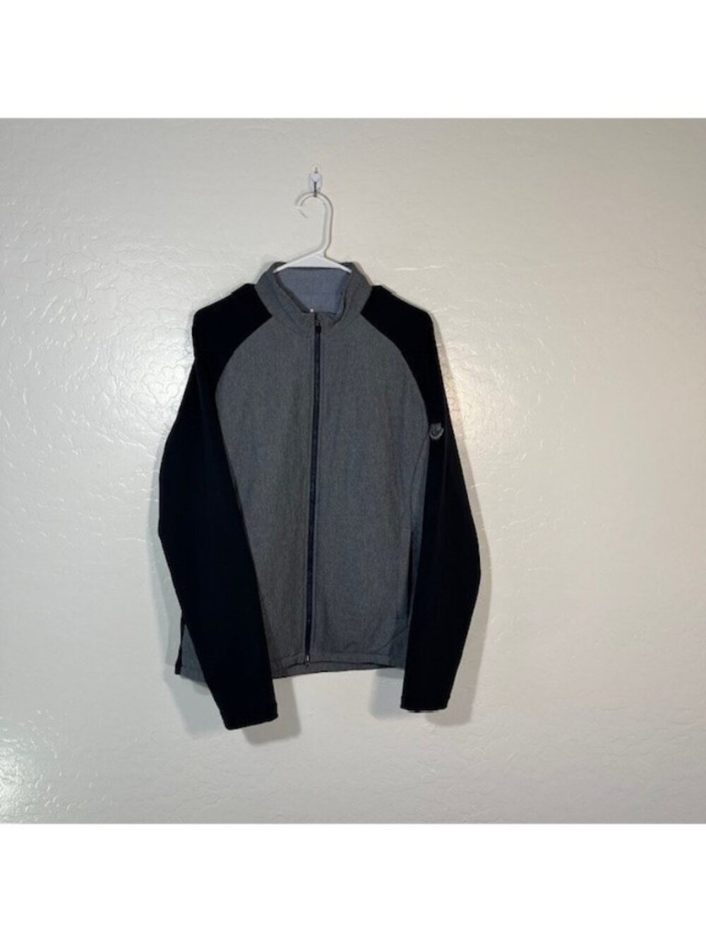 Johnnie O Jacket Mens Medium Stinger Full Zip Pockets Quilted Lightweight Golf